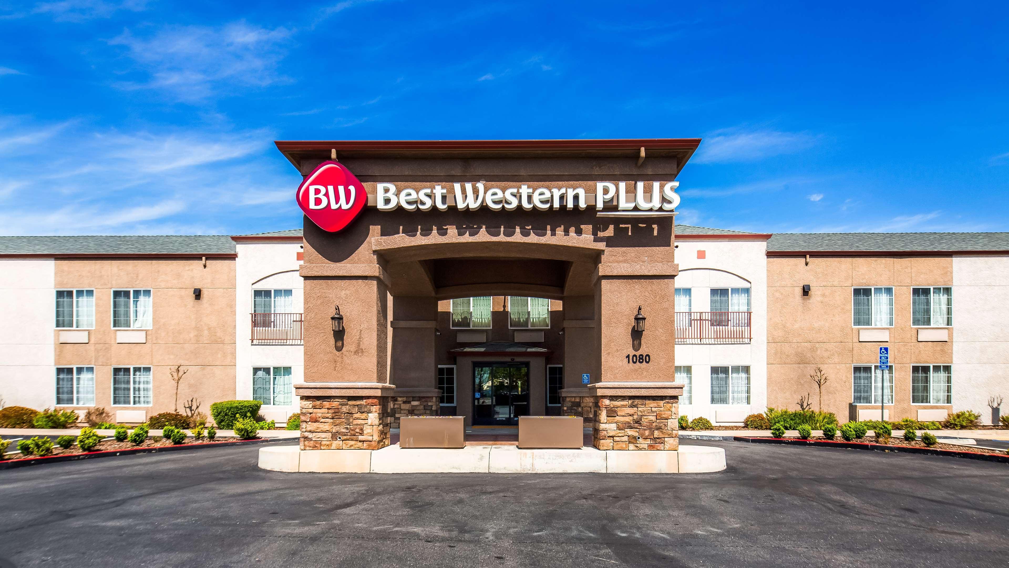 Best Western Plus Twin View Inn And Suites Redding Esterno foto